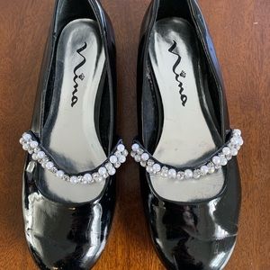 Girls pat and leather dress shoes